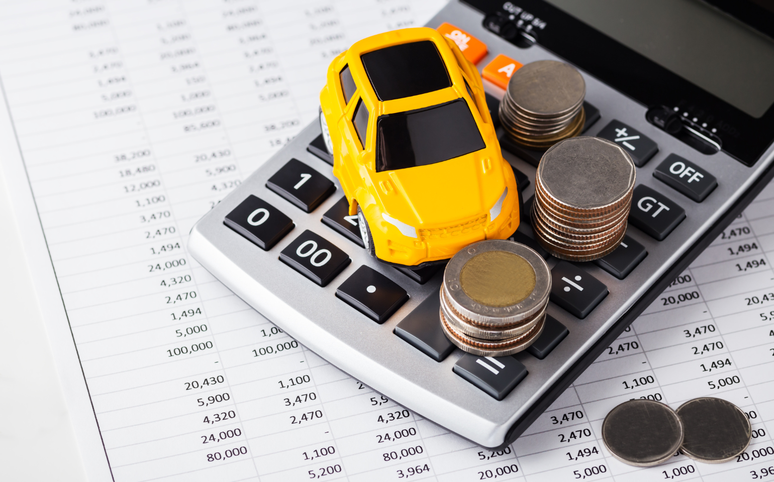 自動車と電卓とお金