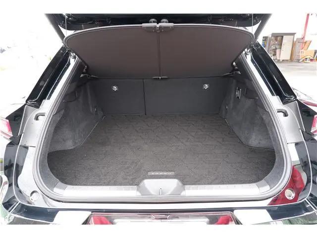 トヨタクラウンスポーツ,ラゲッジ