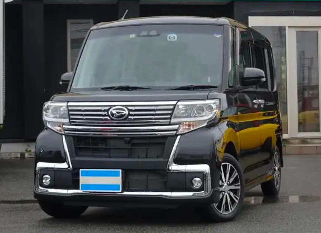 ダイハツ タント カスタム