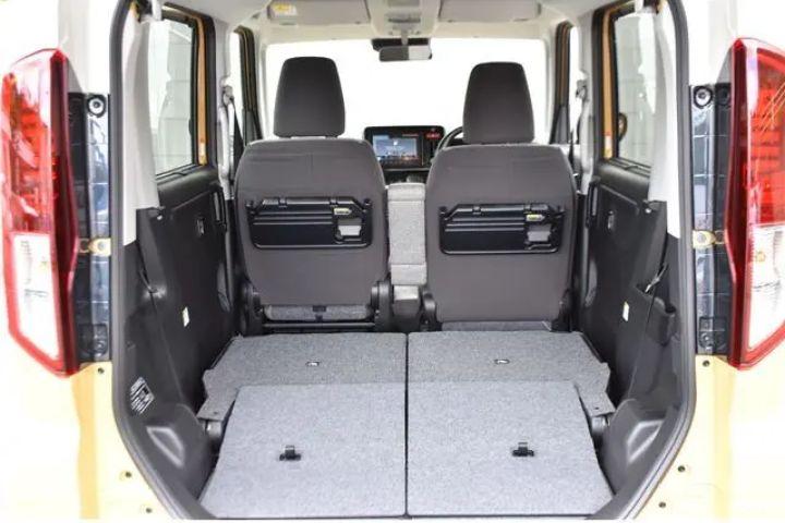 スペーシアのトランク部分