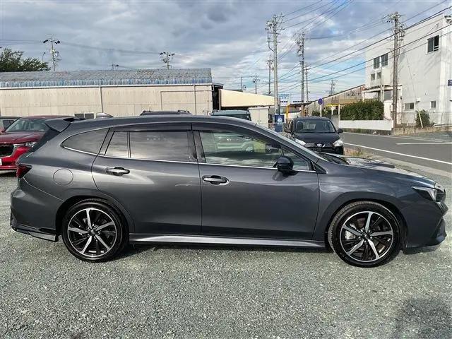 スバルレヴォーグ