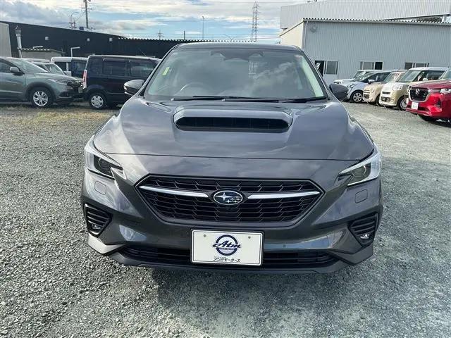 スバルレヴォーグ