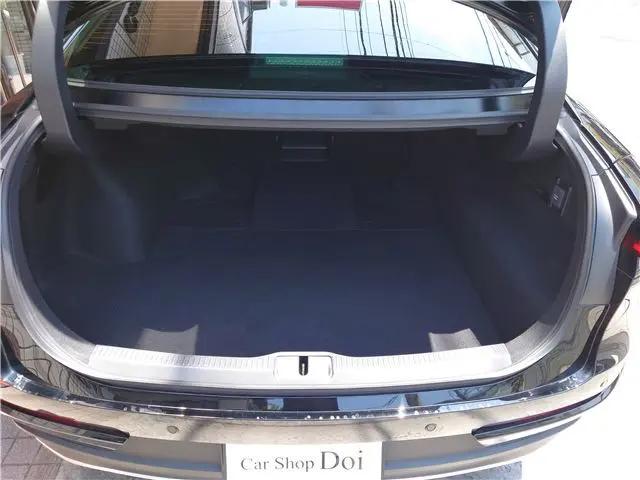 トヨタクラウンクロスオーバー、ラゲッジ