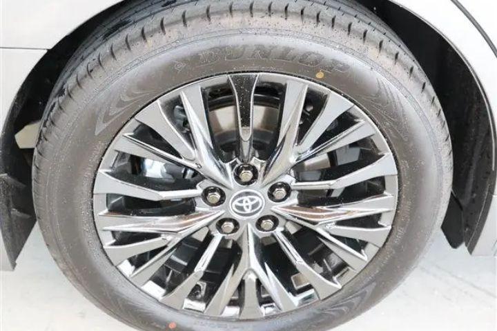 ヴェルファイアのホイール